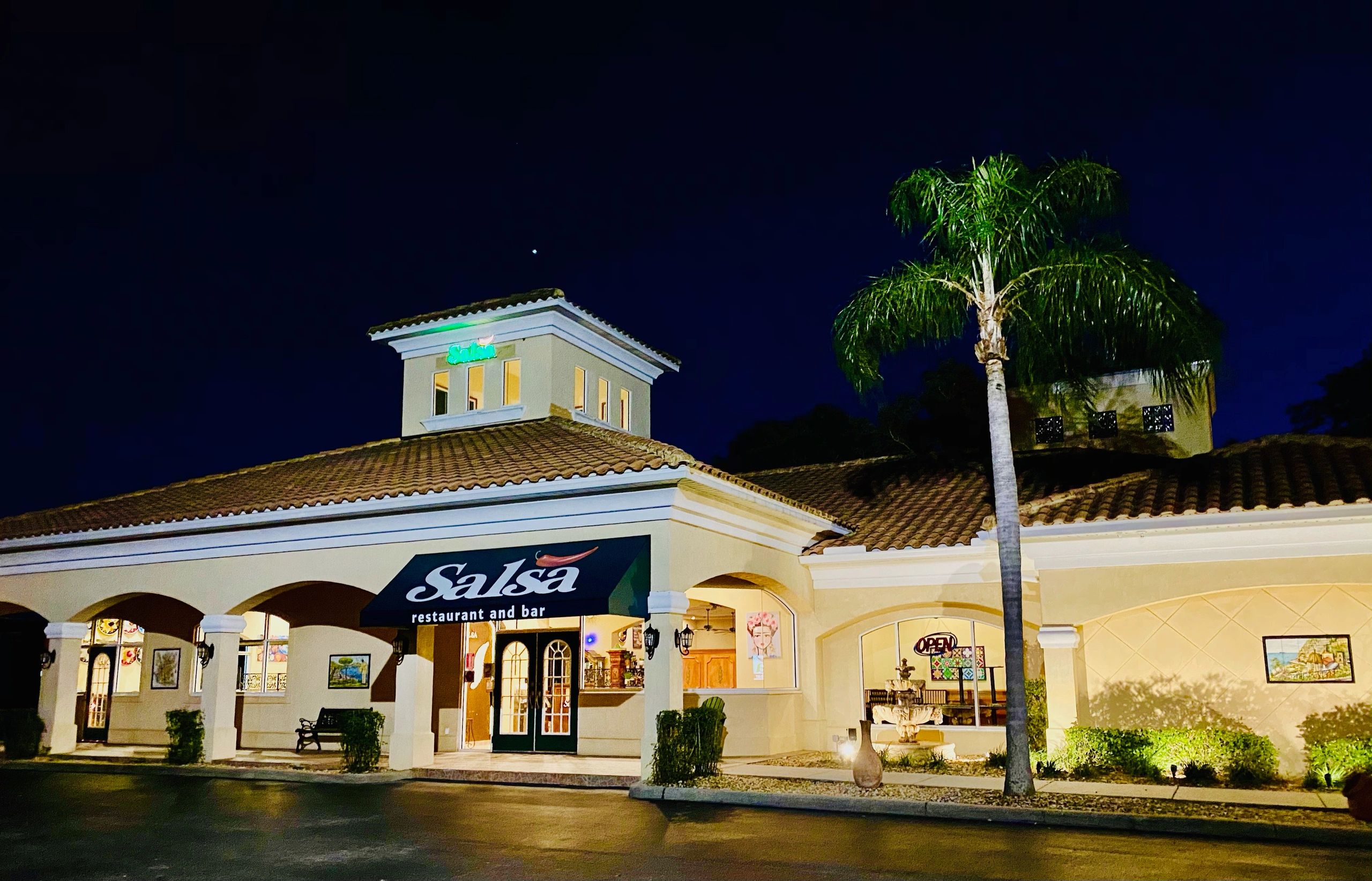 Restaurant, Bar, Mexican Restaurant Salsa Tavares, Florida